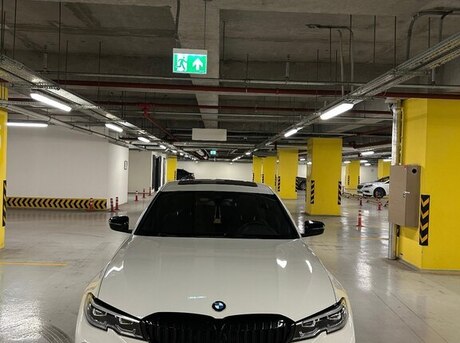 BMW 330e 2021