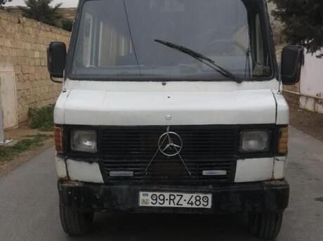 Mercedes 208 D 1993