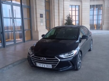 Hyundai Elantra 2017