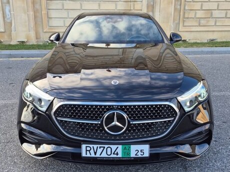 Mercedes E 300 e 2023