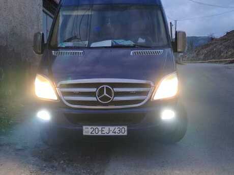 Mercedes  2011