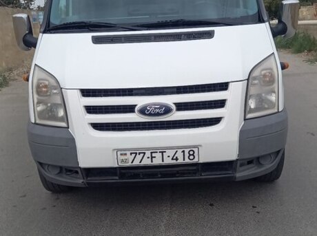 Ford Transit 2011