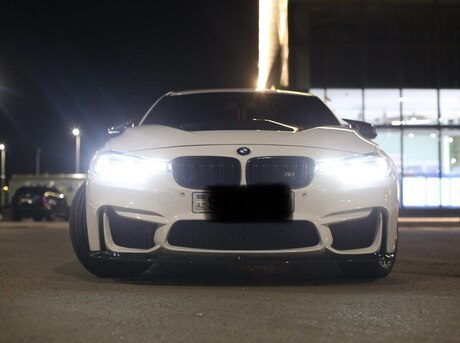 BMW 330 2018
