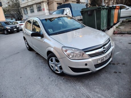 Opel Astra 2008