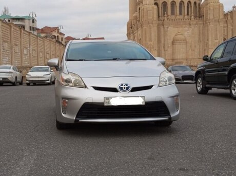 Toyota Prius 2012