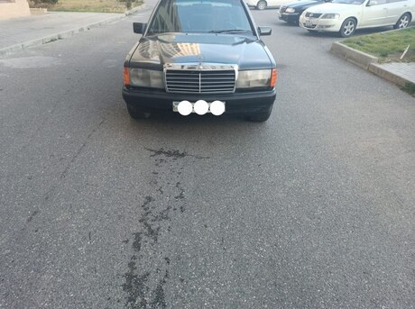 Mercedes 190 1990