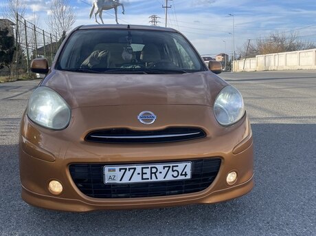 Nissan March 2011