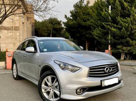 Infiniti FX35 2012