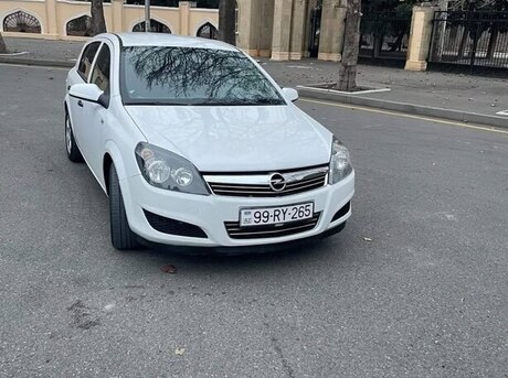 Opel Astra 2009
