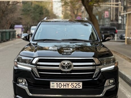 Toyota Land Cruiser 2011