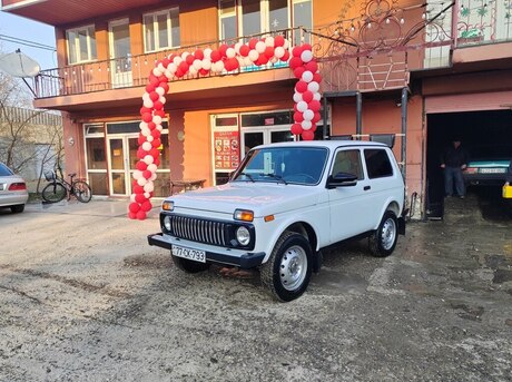 LADA (VAZ) Niva 2015