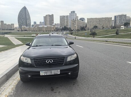 Infiniti FX35 2007