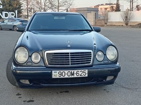 Mercedes E 240 1999