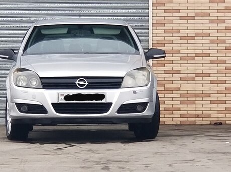 Opel Astra 2005