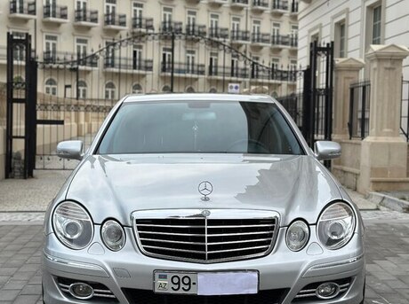 Mercedes E 240 2004