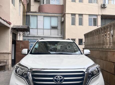 Toyota Land Cruiser Prado 2012