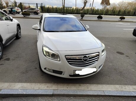 Opel Insignia 2011