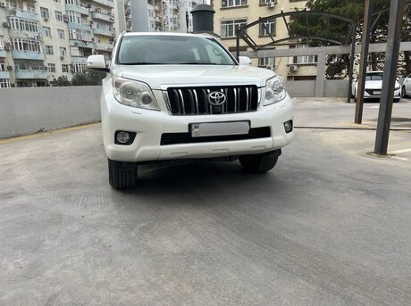 Toyota Land Cruiser Prado 2010