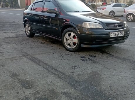 Opel Astra 2000