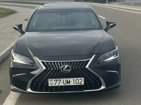 Lexus ES 300 2021