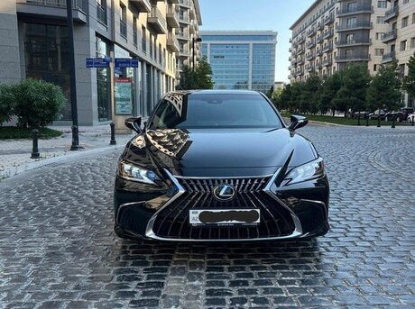 Lexus ES 300h 2023
