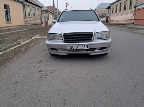 Mercedes E 220 d 1999
