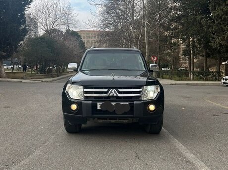 Mitsubishi Pajero 2007