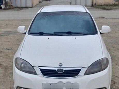 Daewoo Gentra 2014