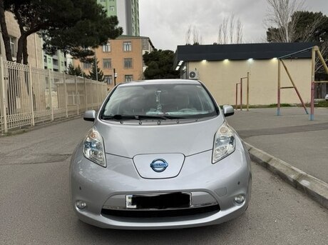 Nissan Leaf 2011