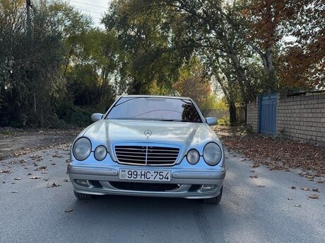 Mercedes E 220 d 2000