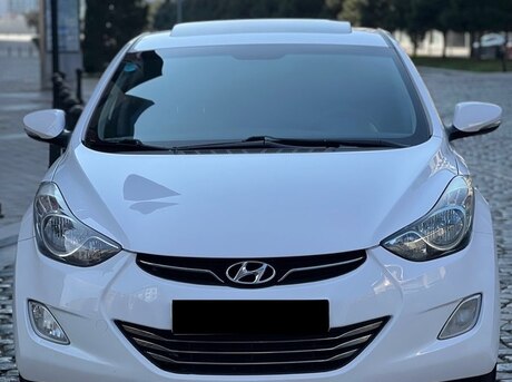 Hyundai Elantra 2012