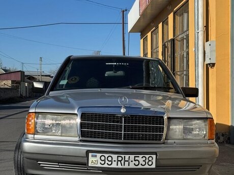 Mercedes E 200 1990