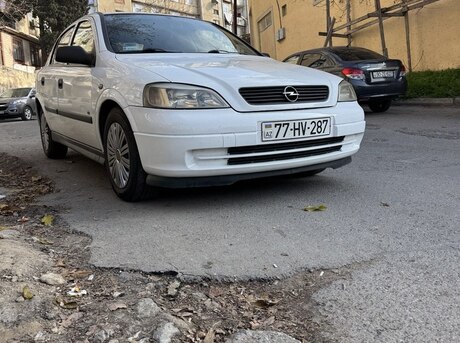 Opel Astra 2005