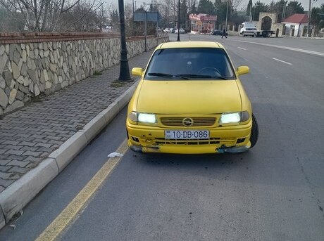 Opel Astra 1995