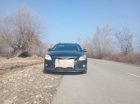 Hyundai i30 2011