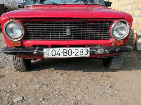 LADA (VAZ) 21011 1983