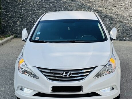 Hyundai Sonata 2012