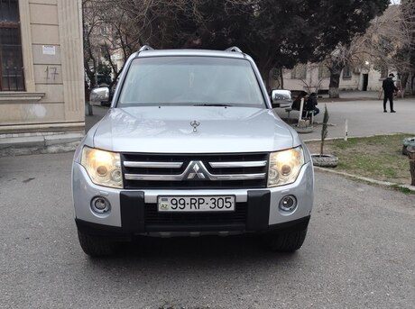 Mitsubishi Pajero 2008