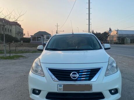 Nissan Sunny 2012