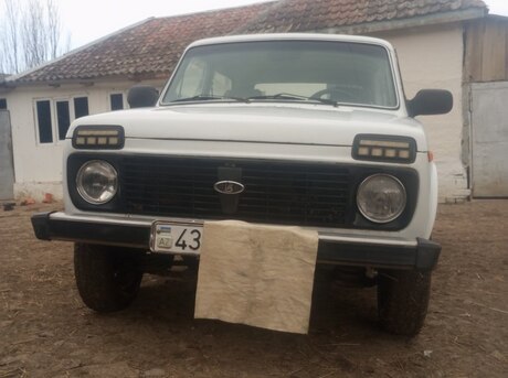 LADA (VAZ) Niva 1986