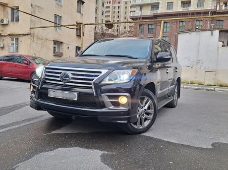 Lexus LX 570 2013