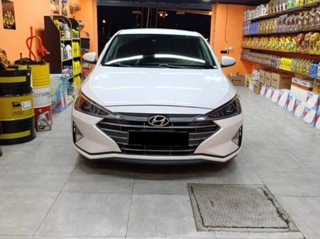 Hyundai Elantra 2019