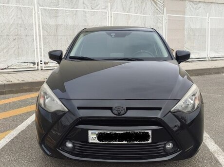Toyota Yaris iA 2015