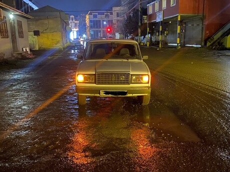 LADA (VAZ) 2107 2004