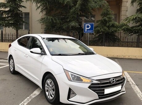Hyundai Elantra 2019