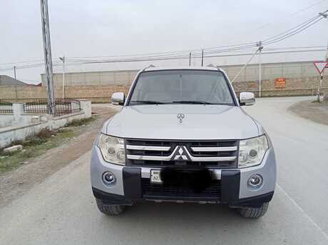 Mitsubishi Pajero 2008