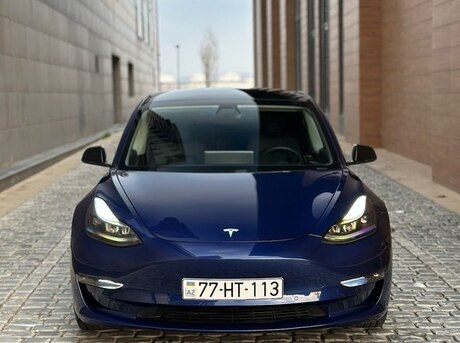 Tesla Model 3 2022