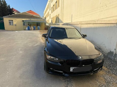 BMW 328 2015