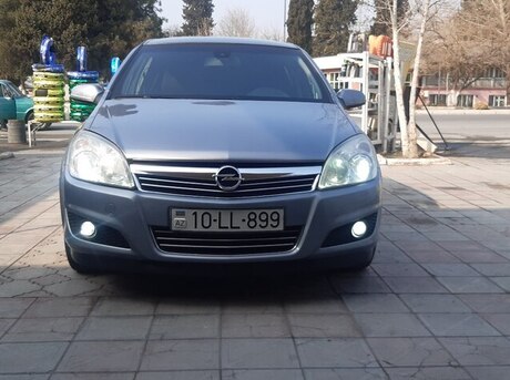 Opel Astra 2007