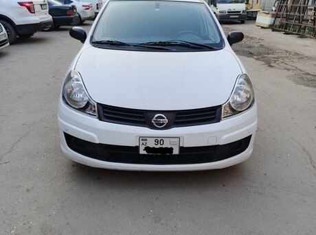 Nissan  2015